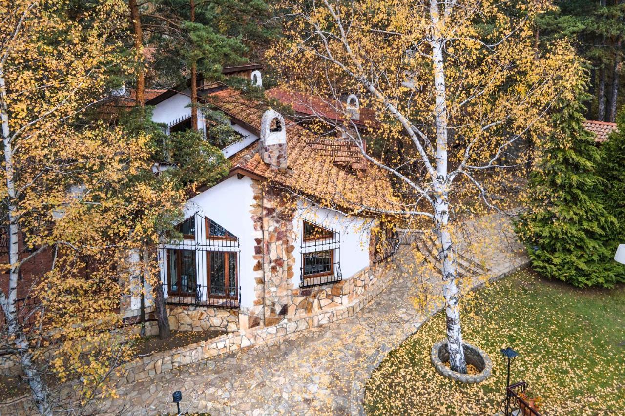 Villa Anna Luxury Lake Residence Shtarkelovo Gnezdo Esterno foto