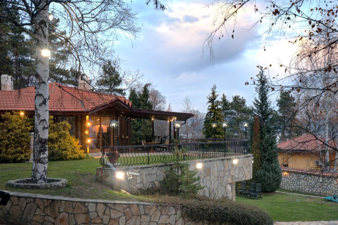 Villa Anna Luxury Lake Residence Shtarkelovo Gnezdo Esterno foto