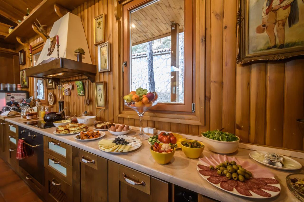 Villa Anna Luxury Lake Residence Shtarkelovo Gnezdo Esterno foto