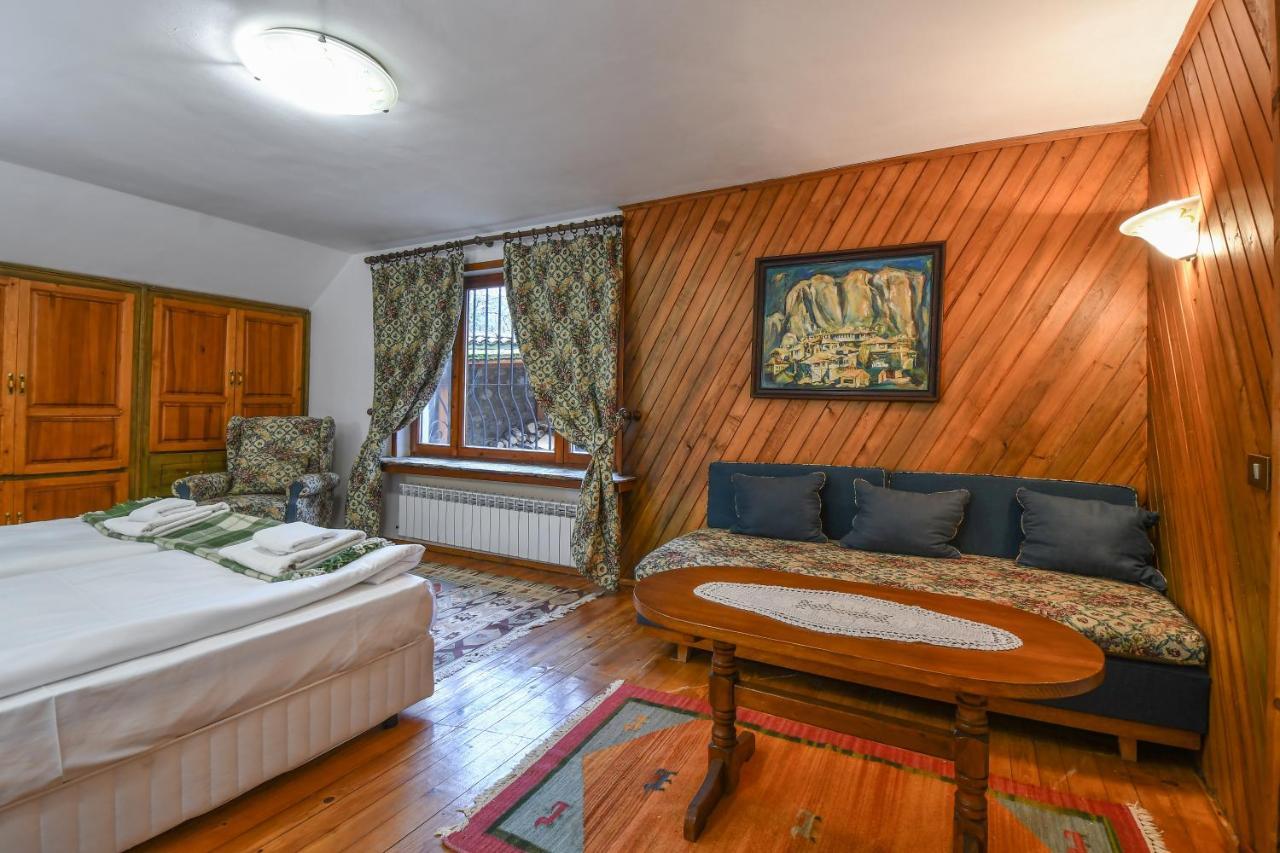 Villa Anna Luxury Lake Residence Shtarkelovo Gnezdo Esterno foto