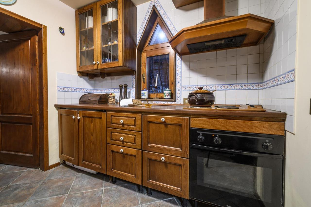 Villa Anna Luxury Lake Residence Shtarkelovo Gnezdo Esterno foto