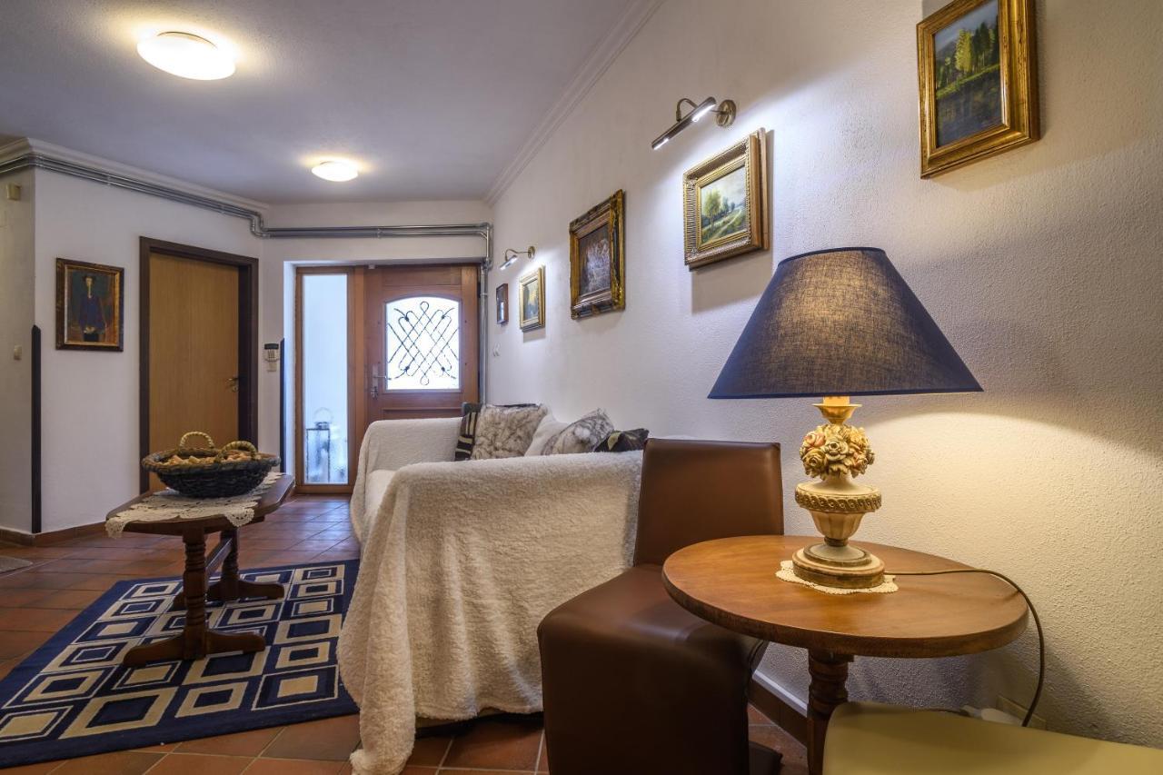Villa Anna Luxury Lake Residence Shtarkelovo Gnezdo Esterno foto