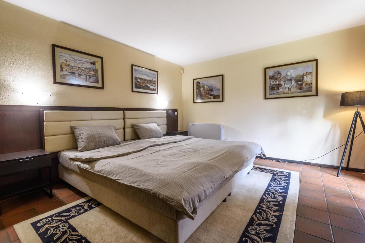 Villa Anna Luxury Lake Residence Shtarkelovo Gnezdo Esterno foto