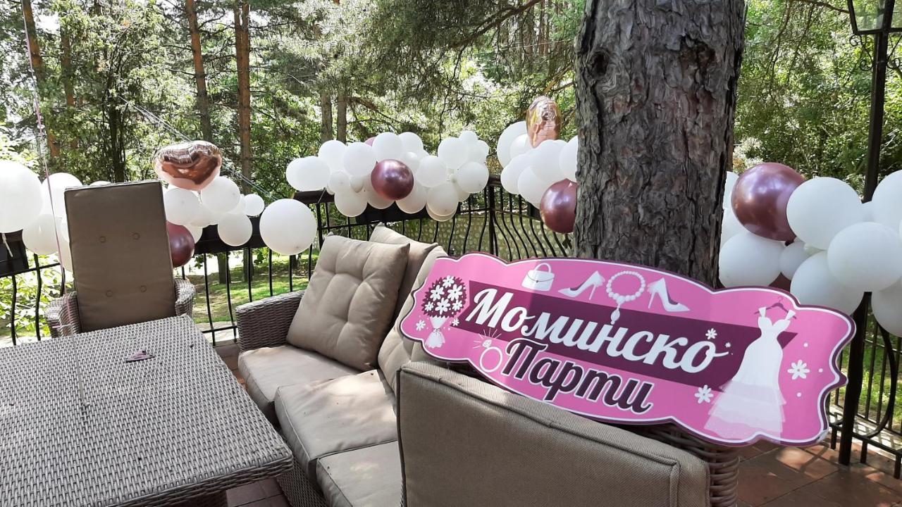 Villa Anna Luxury Lake Residence Shtarkelovo Gnezdo Esterno foto